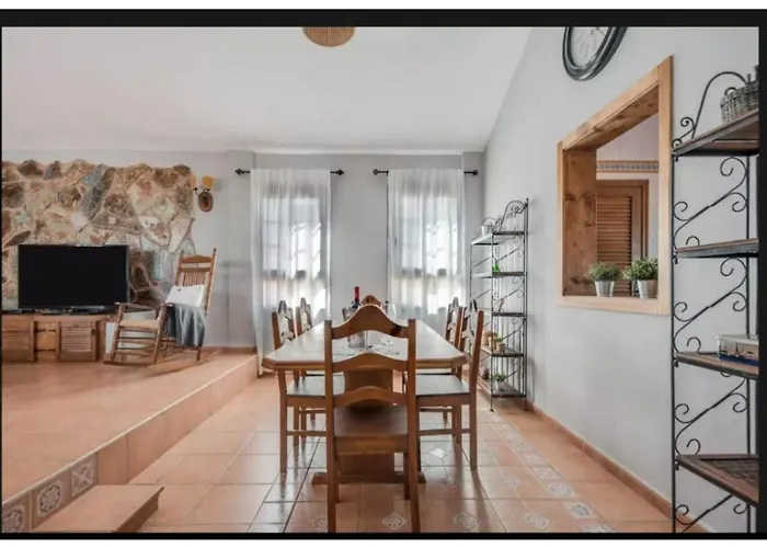 Maria Granadilla De Abona